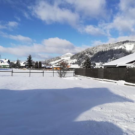 De La Mare La Munte Hotell Vatra Dornei Exteriör bild
